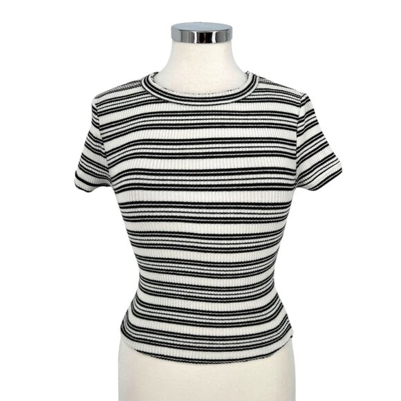 Urban Outfitters Striped Knit Slim Short Sleeve Top Black White Size Small - Picture 1 of 9